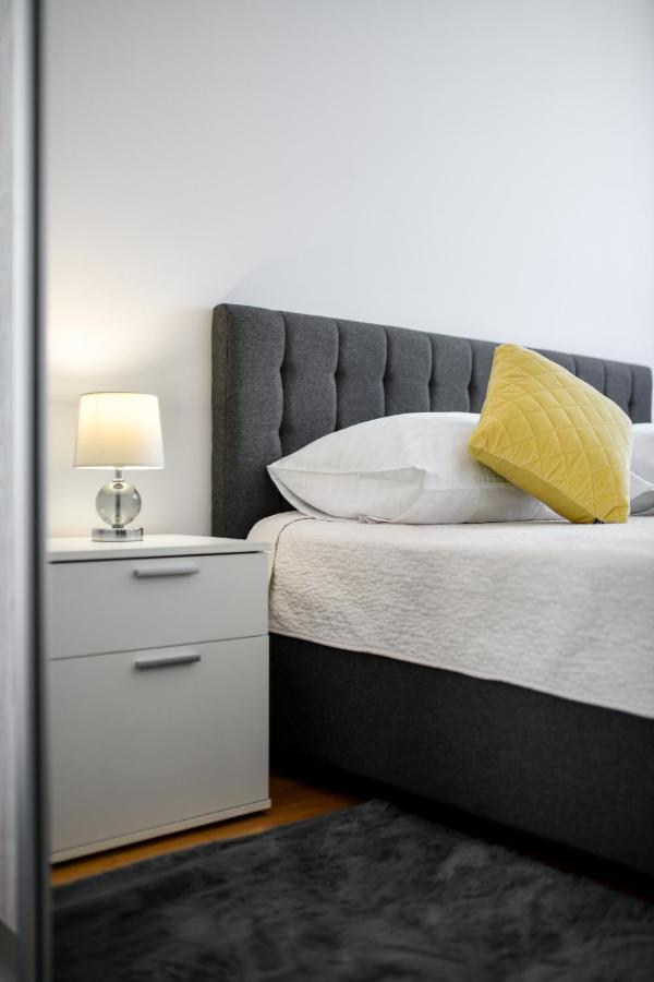 Modern Apartment For 2025' Vacation In Zadar Exterior photo