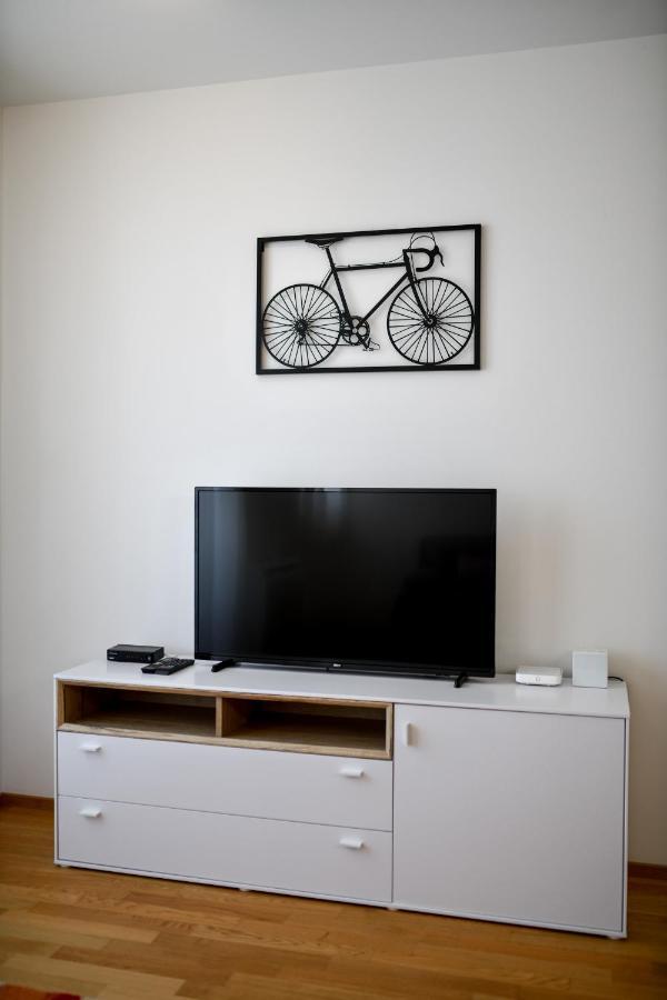 Modern Apartment For 2025' Vacation In Zadar Exterior photo
